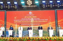 Quảng Ninh đồng loạt khởi công, khánh thành 25 dự án chào mừng lên thành phố