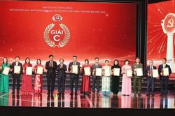 Khởi động Giải Búa liềm vàng lần thứ XI: Đẩy mạnh, nâng cao hiệu quả tuyên truyền xây dựng Đảng trên báo chí