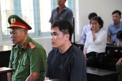 Thắt chặt an ninh phiên tòa xét xử tài xế gây tai nạn khiến nữ sinh tử vong