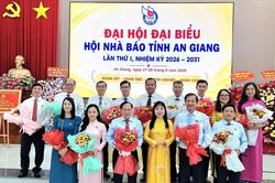 Đội ngũ người l&agrave;m b&aacute;o An Giang hướng tới chuy&ecirc;n nghiệp, l&agrave;m chủ c&ocirc;ng nghệ