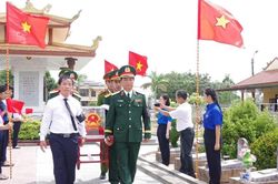 Quảng Trị: Truy điệu và an táng 13 hài cốt liệt sĩ tại Câu Nhi