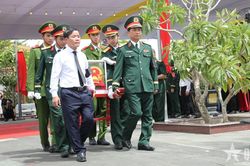 Quảng Trị: Truy điệu v&agrave; an t&aacute;ng 13 h&agrave;i cốt liệt sĩ tại khu vực C&acirc;u Nhi