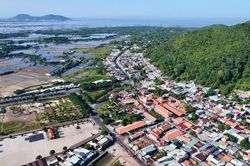 Long Sơn dựng phố, giữ hồn làng