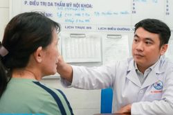 Gặp biến chứng thẩm mỹ, người phụ nữ 'tá hoả' khi cơ sở làm đẹp đã đóng cửa