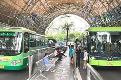 TPHCM tăng 761 chuyến xe bu&yacute;t dịp lễ 2-9