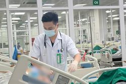 Nguy cơ nhiễm khuẩn Whitmore trong mùa mưa lũ, bác sĩ cảnh báo người dân