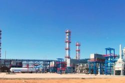 Kazakhstan nêu lý do ngừng cung cấp xăng cho Nga