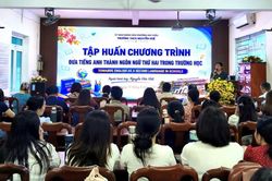 Tiếng Anh 'bước ra' khỏi giờ Ngoại ngữ