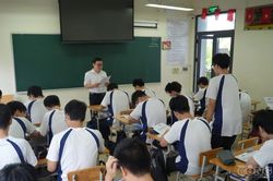 Hơn 32.600 hiệu trưởng, hiệu phó thay đổi vị trí sau sắp xếp trường học