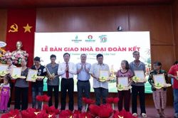 Thêm 55 mái ấm được Phân bón Cà Mau trao tặng tại Thạnh Xuân, thành phố Cần Thơ