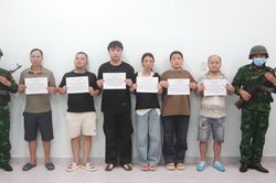 Bắt giữ 9 đối tượng li&ecirc;n quan đến tổ chức xuất, nhập cảnh tr&aacute;i ph&eacute;p