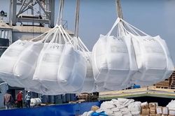 Philippines dựng th&ecirc;m r&agrave;o cản, gạo Việt trước b&agrave;i to&aacute;n t&igrave;m đầu ra