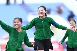 Xác định 2 đội vào chung kết giải bóng đá nữ các dân tộc thiểu số Việt Nam