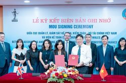 ICAEW và Cục Quản lý, giám sát kế toán, kiểm toán gia hạn hợp tác