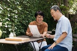 Thu nhập không quá cao, vì sao có người vẫn tích lũy được tài sản?