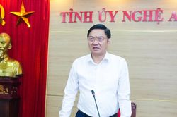 Thường trực Tỉnh ủy Nghệ An triển khai một số nhiệm vụ trọng t&acirc;m lĩnh vực nội ch&iacute;nh