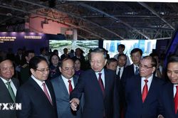 Tổng Bí thư, Chủ tịch nước dự Lễ công bố Nghị quyết về việc thành lập thành phố Quảng Ninh