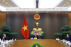 Thủ tướng L&ecirc; Minh Hưng điện đ&agrave;m với Thủ tướng Đức Friedrich Merz