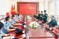 X&acirc;y dựng bi&ecirc;n giới h&ograve;a b&igrave;nh, hữu nghị, hợp t&aacute;c v&agrave; ph&aacute;t triển