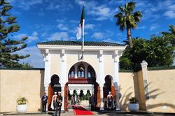 Algeria: Tuyên bố quốc tang 3 ngày sau các vụ cháy rừng nghiêm trọng