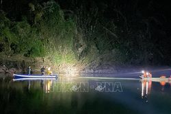 Đắm xuồng trên sông Đồng Nai khiến 1 người tử vong, 1 người mất tích