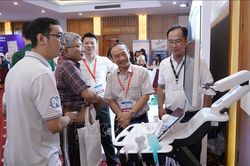 Nâng cao năng lực chuyên môn trong khám chữa bệnh từ trao đổi, hợp tác quốc tế