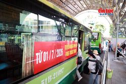 TP Hồ Ch&iacute; Minh tăng chuyến xe bu&yacute;t, metro dịp 2/9