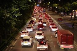 V&agrave;nh đai, cửa ng&otilde; H&agrave; Nội vẫn &ugrave;n tắc trong đ&ecirc;m trước kỳ nghỉ lễ