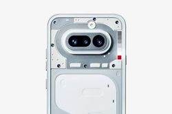 Smartphone chip Snapdragon 7s Gen 4, thiết kế độc đáo, giá 11,99 triệu đồng tại Việt Nam