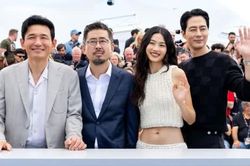 'Ông Hoàng phòng vé' Hwang Jung-min và 'mỹ nam Hàn Quốc' xác nhận sang Việt Nam