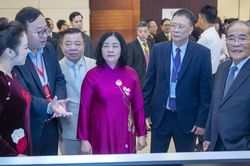 Bà Bùi Thị Minh Hoài dự Đại hội Liên hiệp các Hội Khoa học và Kỹ thuật Việt Nam