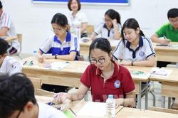Hà Nội nghiên cứu đổi mới tuyển sinh lớp 10, giảm áp lực cho học sinh