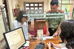Từ lời hứa về một món quà ở nước ngoài, người phụ nữ suýt phải hối hận