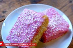 'Bánh Tottenham' – món bánh màu hồng ra đời từ một chiến thắng bóng đá