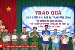 Nghĩa t&igrave;nh 'Phi&ecirc;n chợ 0 đồng'