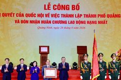 Quảng Ninh kh&ocirc;ng đ&aacute;nh đổi di sản, m&ocirc;i trường để lấy tăng trưởng ngắn hạn