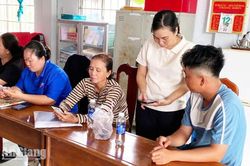 Mỹ Thuận tiếp nhận 100% hồ sơ h&agrave;nh ch&iacute;nh trực tuyến