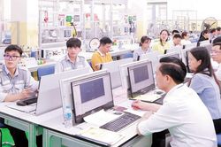 Từ thủ phủ công nghiệp đến trung tâm bán dẫn