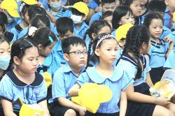 Bảo hiểm y tế, 'điểm tựa' của học sinh, sinh viên