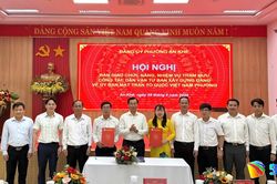 Phường An Kh&ecirc; b&agrave;n giao chức năng tham mưu c&ocirc;ng t&aacute;c d&acirc;n vận về Mặt trận