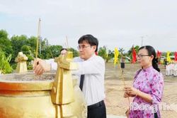 L&atilde;nh đạo tỉnh viếng Nghĩa trang Liệt sĩ Tam N&ocirc;ng