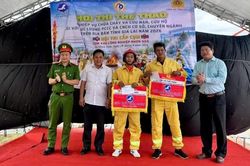 Sôi nổi Hội thi Thể thao nghiệp vụ chữa cháy và cứu nạn, cứu hộ
