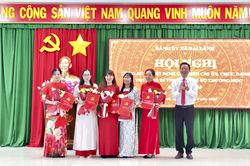 Xã Đại Lãnh công bố quyết định thành lập các chi bộ trường học sau sáp nhập