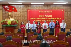 Hội nghị c&ocirc;ng bố c&aacute;c quyết định của Ban Thường vụ Tỉnh uỷ về c&ocirc;ng t&aacute;c tổ chức bộ m&aacute;y v&agrave; c&aacute;n bộ