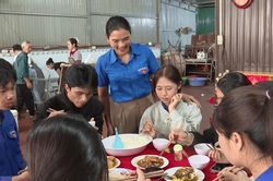 Những cán bộ bám cơ sở, gần dân