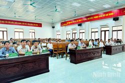 Đảng ủy phường T&acirc;y Hoa Lư, phường Nguyễn &Uacute;y tổ chức nghi&ecirc;n cứu, học tập Nghị quyết Hội nghị lần thứ ba, kh&oacute;a XIV