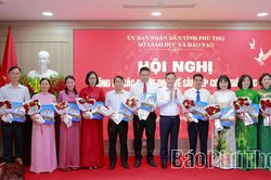 Sở Gi&aacute;o dục v&agrave; Đ&agrave;o tạo Ph&uacute; Thọ c&ocirc;ng bố c&aacute;c quyết định về sắp xếp cơ sở gi&aacute;o dục v&agrave; c&ocirc;ng t&aacute;c c&aacute;n bộ