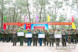 Diễn tập chiến đấu ph&ograve;ng thủ phường Đ&ocirc;ng H&agrave; v&agrave; x&atilde; Nam Cửa Việt năm 2026