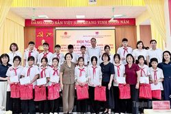 Tân Long tổng kết Đề án chăm sóc, hỗ trợ người yếu thế