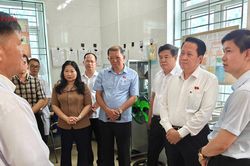 Kiến tạo môi trường làm việc để 'giữ chân' nhân lực y tế cơ sở